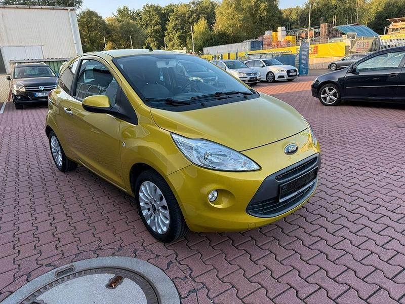 Gelb Gebraucht 2015 Ford Ka Titanium Kleinwagen | 6.000 € (Fairer Preis) - Bild 1/4