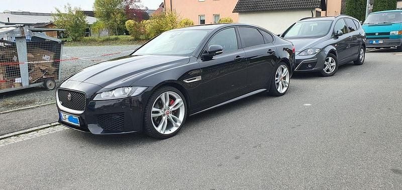 Gebraucht Jaguar XF 300 PS (220 kW) 2019 Schwarz Limousine