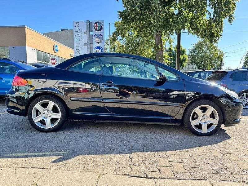 Gebraucht Peugeot 307 CC Sport 140 PS (102 kW) 2008 Schwarz Cabrio