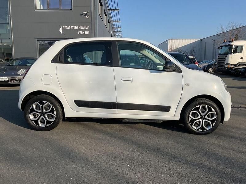 Gebraucht Renault Twingo Equilibre 60 kW (82 PS) 2022 Weiß Kleinwagen