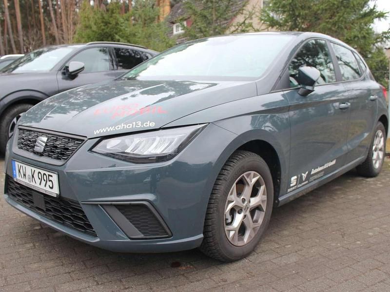 Gebraucht Seat Ibiza Style 80 PS (58 kW) 2025 Fjord blau Kleinwagen