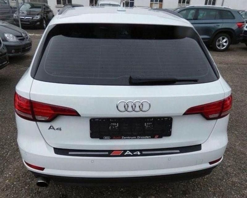 Gebraucht Audi A4 Ambiente 150 PS (110 kW) 2017 Weiß Kombi