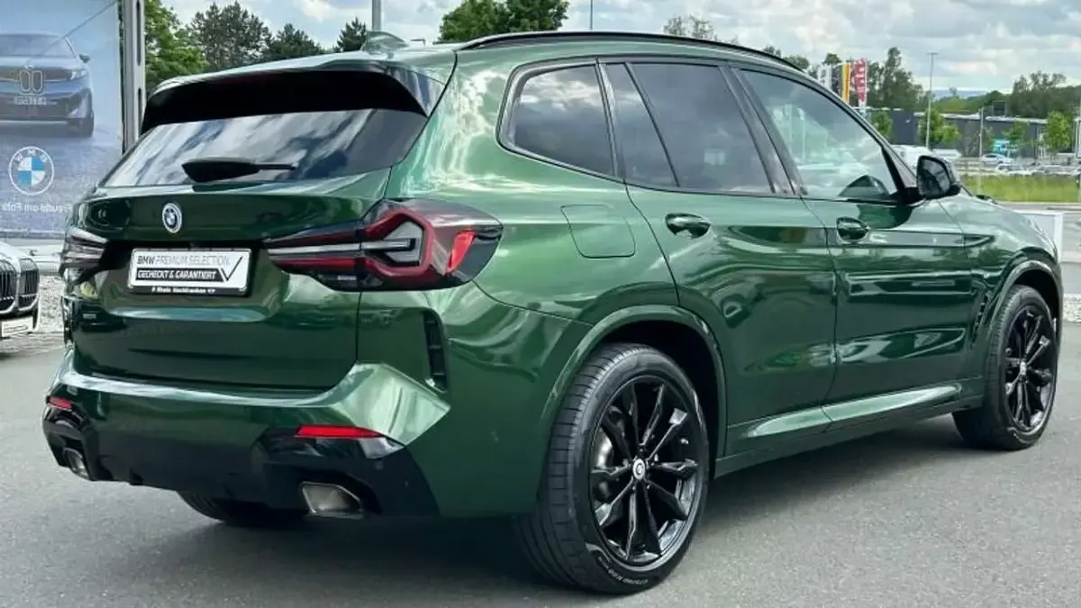 Gebraucht BMW X3 M Sport 184 PS (135 kW) 2023 Verde ermes SUV