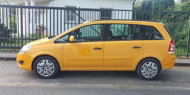 Gebraucht Opel Astra 125 PS (91 kW) 2013 Kombi