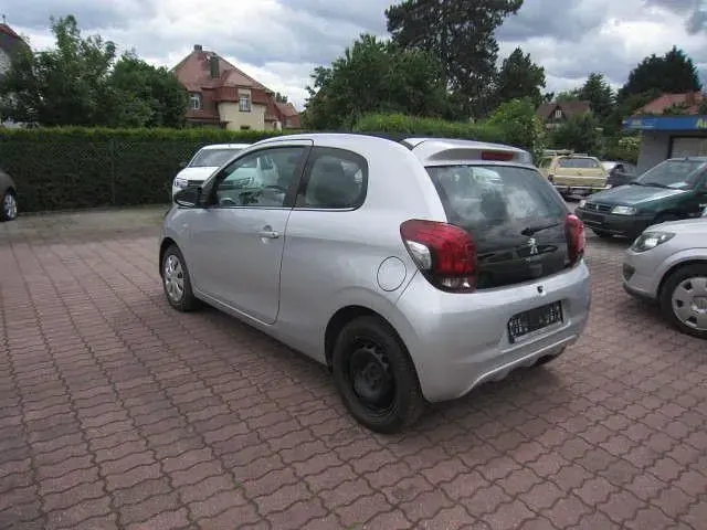 Gebraucht Peugeot 108 Active 69 PS (50 kW) 2014 Kleinwagen