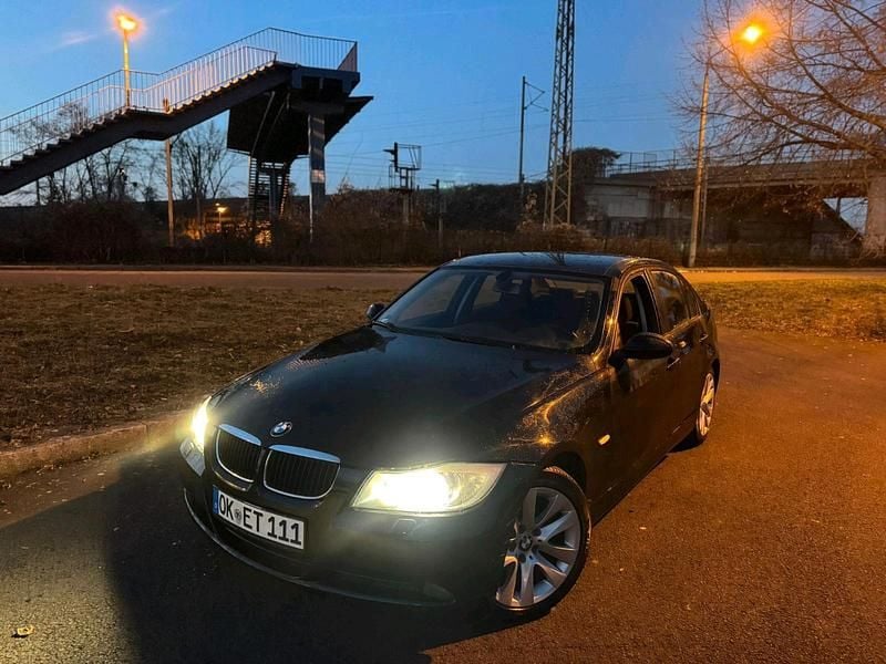 Second-hand BMW 320 150 CP (110 kW) 2006 Negru Berlinǎ