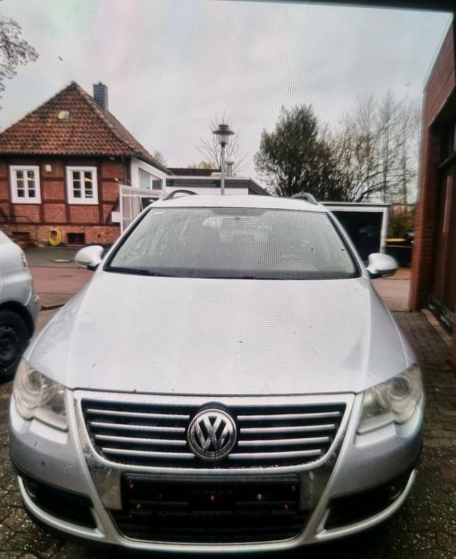 Gebraucht VW Passat 140 PS (102 kW) 2008 Silber Kombi
