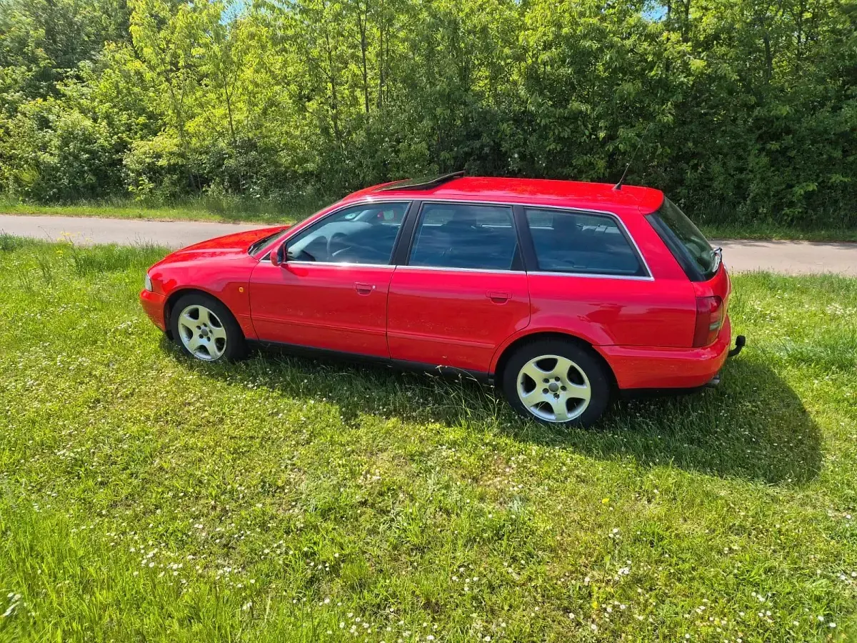 Occasion Audi A4 193 ch (141 kW) 1997 Rouge Break
