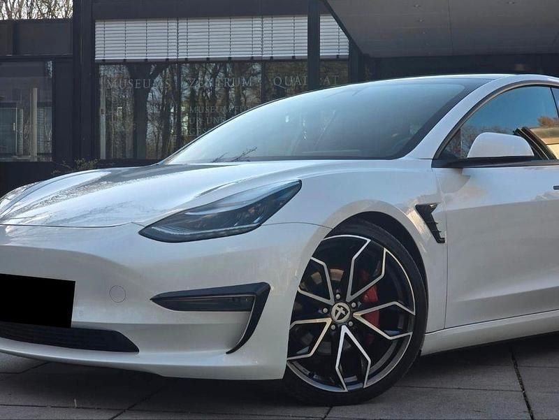 Gebraucht Tesla Model 3 366 kW (498 PS) 2020 Weiß Limousine