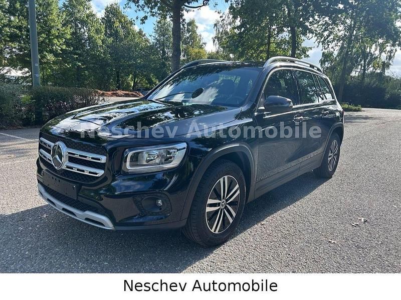 Schwarz Gebraucht 2021 Mercedes GLB200 Style SUV | 22.990 € (Fairer Preis) - Bild 1/4
