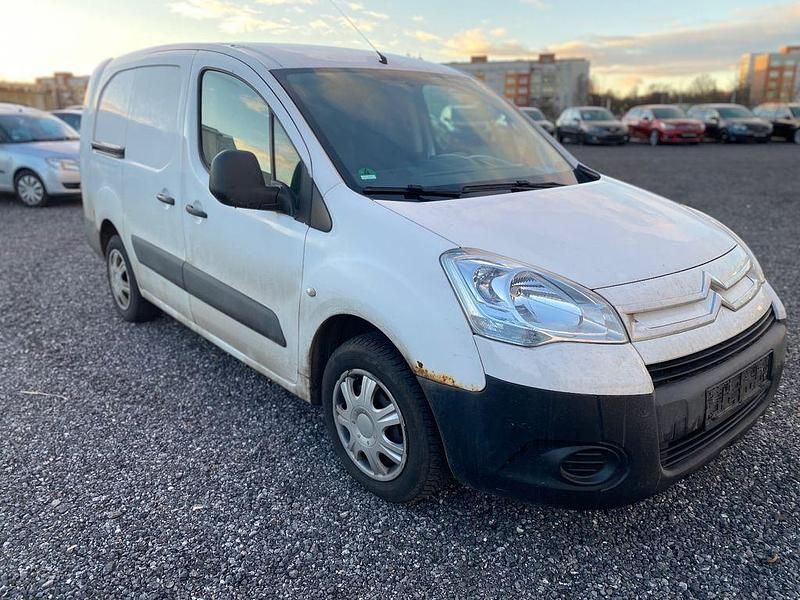 Gebraucht Citroën Berlingo 90 PS (66 kW) 2010 Weiß Van / Kleinbus