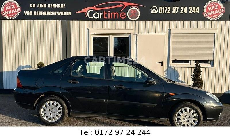 Gebraucht Ford Focus 101 PS (74 kW) 2002 Schwarz Limousine