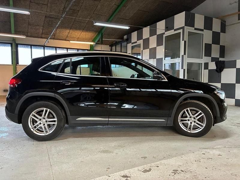 Gebraucht Mercedes GLA220 190 PS (139 kW) 2020 Schwarz SUV