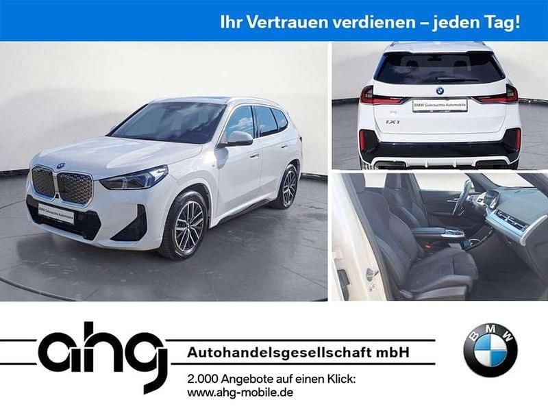 Weiß Gebraucht 2023 BMW iX1 M Sport SUV | 46.900 € (Fairer Preis) - Bild 1/4