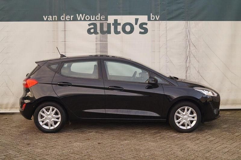 Gebraucht Ford Fiesta 94 PS (69 kW) 2021 Schwarz Limousine