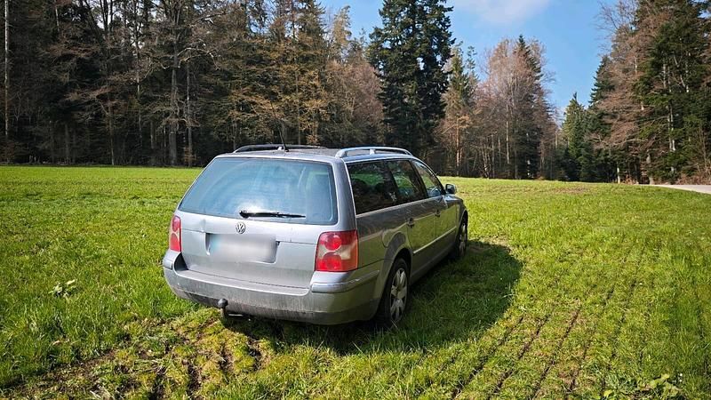 Gebraucht VW Passat Highline 131 PS (96 kW) 2001 Kombi