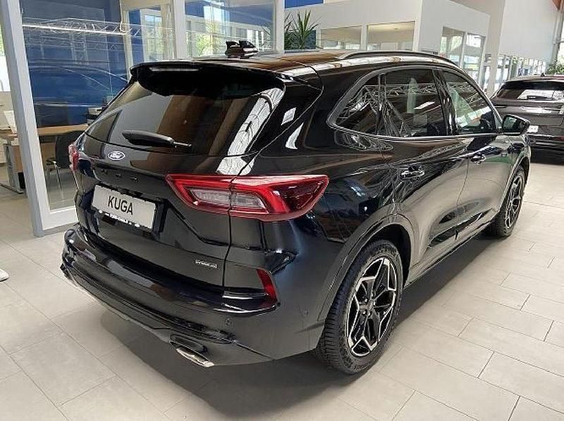Gebraucht Ford Kuga ST-Line X 152 PS (111 kW) 2025 Schwarz SUV