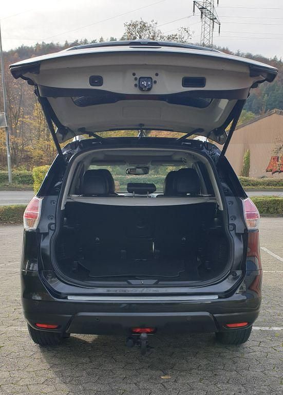 Gebraucht Nissan X-Trail Tekna 163 PS (119 kW) 2016 Schwarz SUV