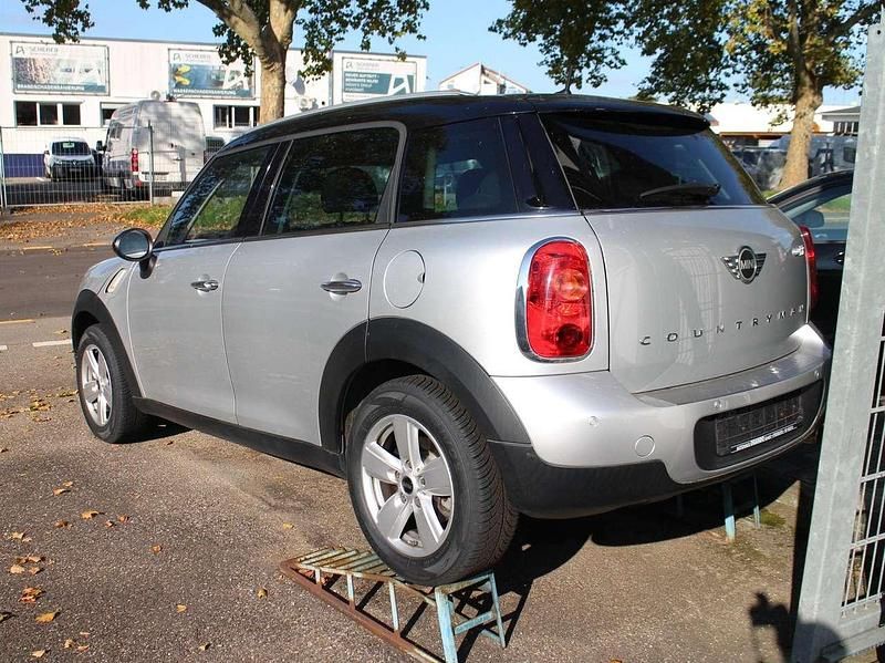 Gebraucht Mini Cooper Countryman 122 PS (89 kW) 2016 Crystal silver (metallic) SUV
