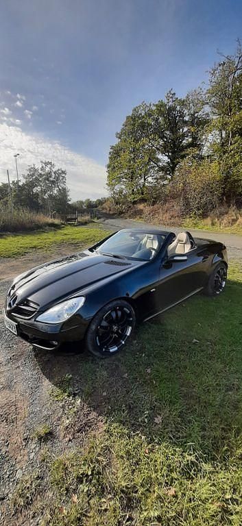 Schwarz Gebraucht 2006 Mercedes SLK280 Cabrio | 9.800 € (Guter Preis) - Bild 1/4