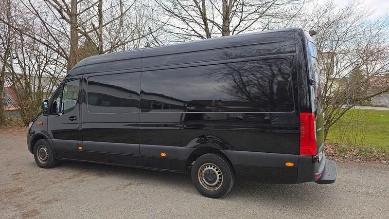 Second-hand Mercedes Sprinter 163 CP (119 kW) 2020 Negru Van