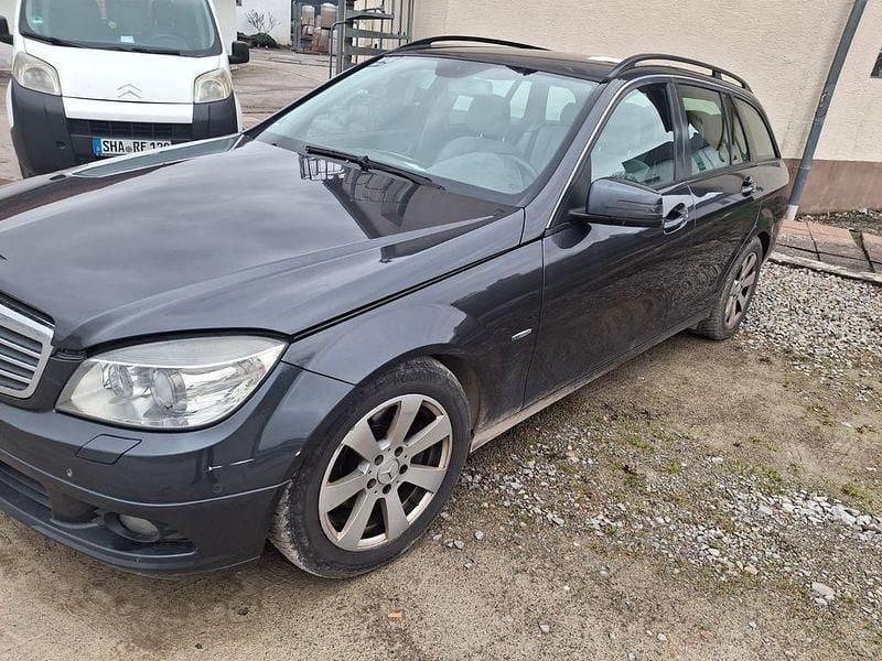 Gebraucht Mercedes C220 170 PS (125 kW) 2009 Grau Kombi