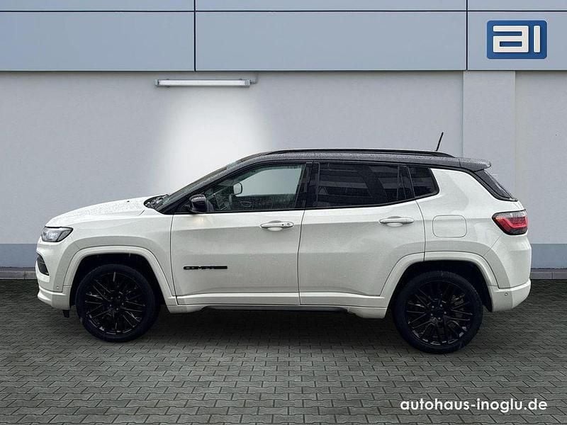 Gebraucht Jeep Compass 179 PS (131 kW) 2022 Alpine white (vr296) SUV