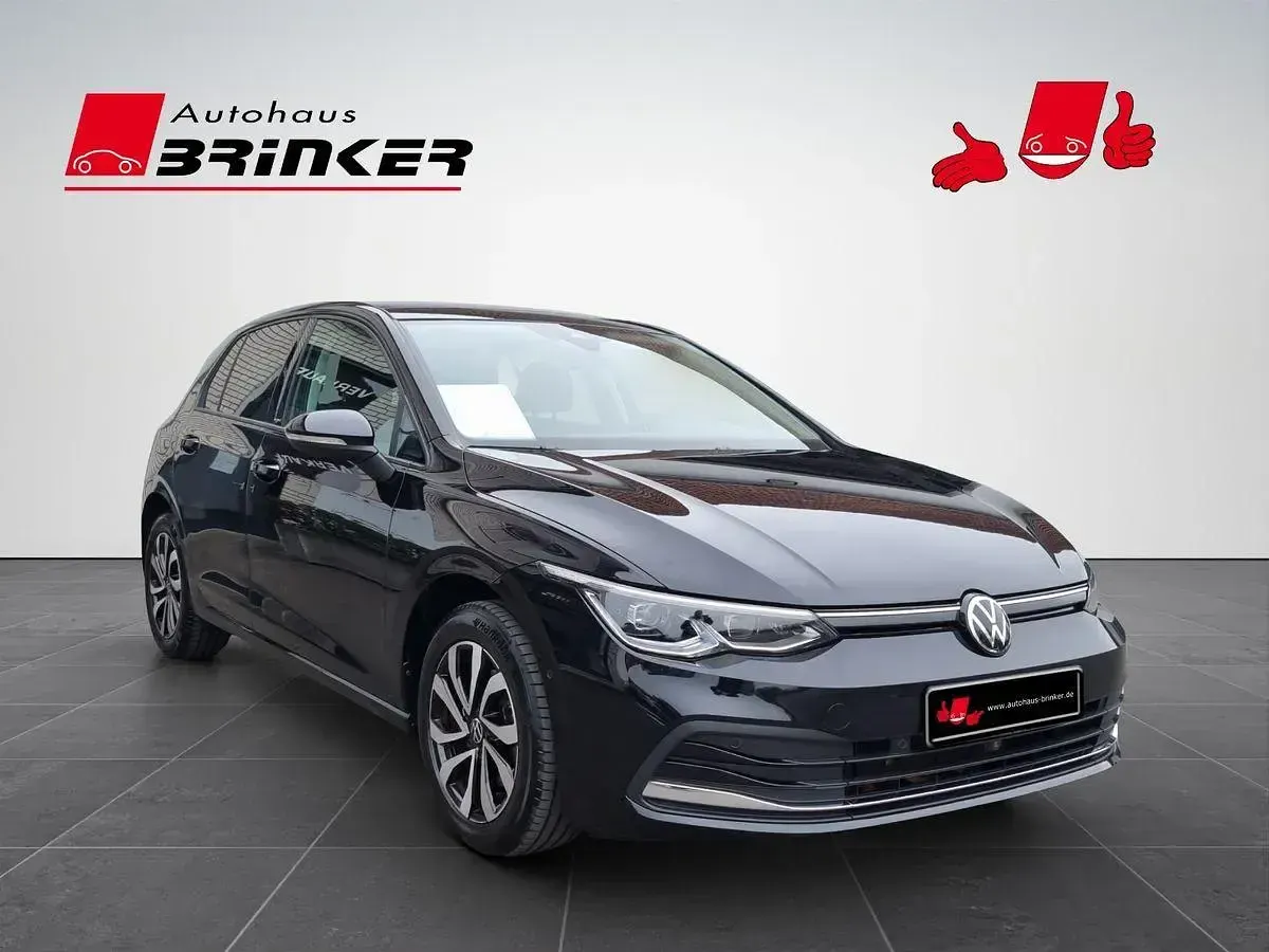 Gebraucht VW Golf VIII Active 131 PS (96 kW) 2022 Limousine