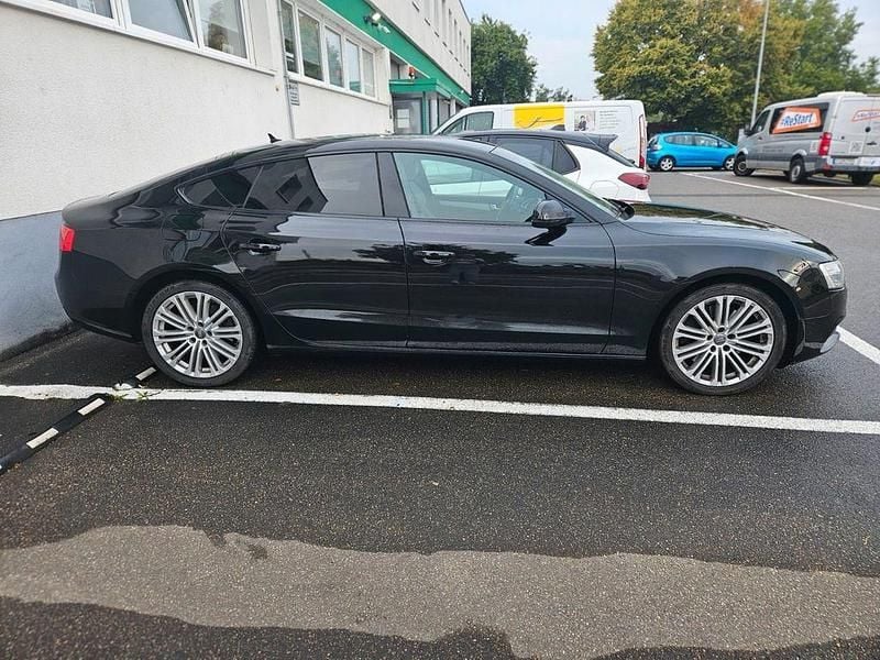 Schwarz Gebraucht 2015 Audi A5 Sportback Sport Kleinwagen | 12.500 € (Guter Preis) - Bild 1/4