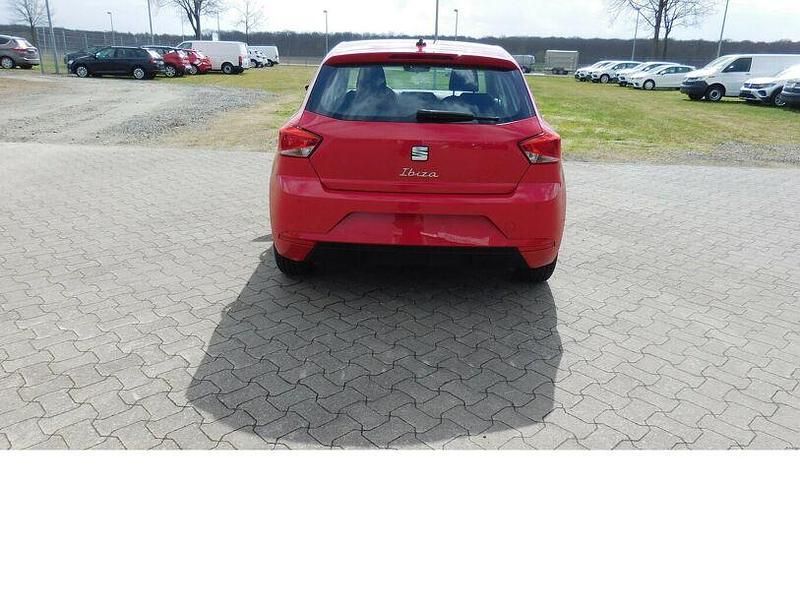 Gebraucht Seat Ibiza Style 80 PS (58 kW) 2023 Emocionrot s3h Kleinwagen