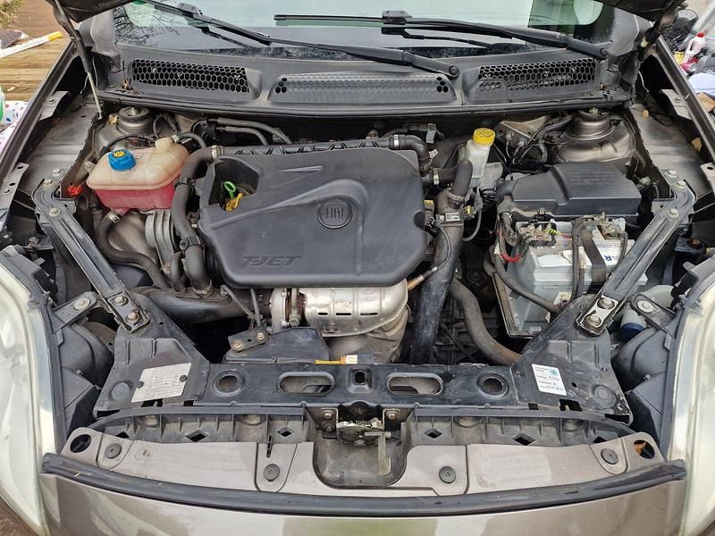 Gebraucht Fiat Bravo 120 PS (88 kW) 2007 Grau Kleinwagen