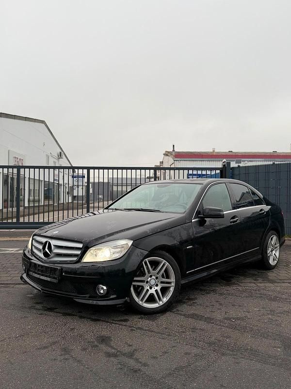 Schwarz Gebraucht 2009 Mercedes C230 Avantgarde Limousine | 3.450 € (Superpreis) - Bild 1/4