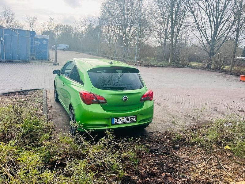 Gebraucht Opel Corsa S 150 PS (110 kW) 2018 Grün Kleinwagen