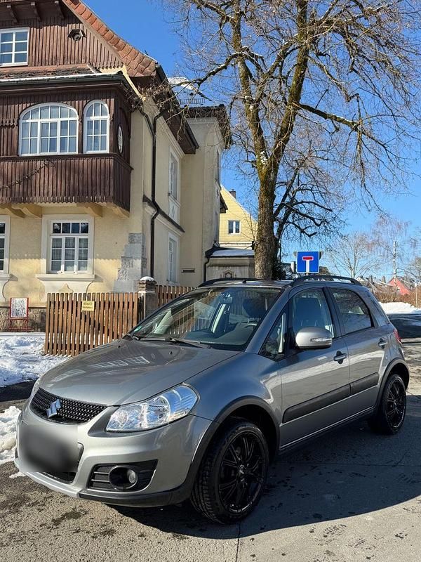 Gebraucht Suzuki SX4 120 PS (88 kW) 2013 Grau Kleinwagen