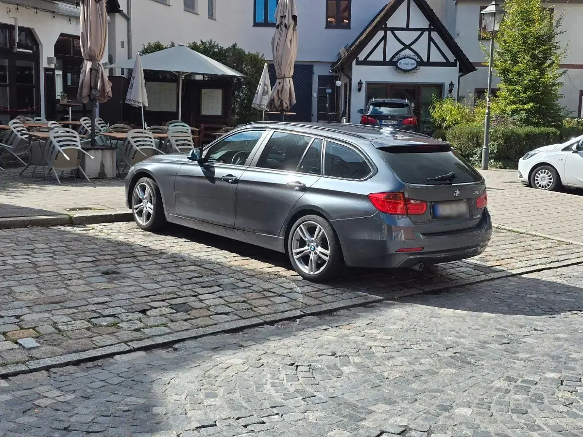 Second-hand BMW 318 143 CP (105 kW) 2015 Gri Break