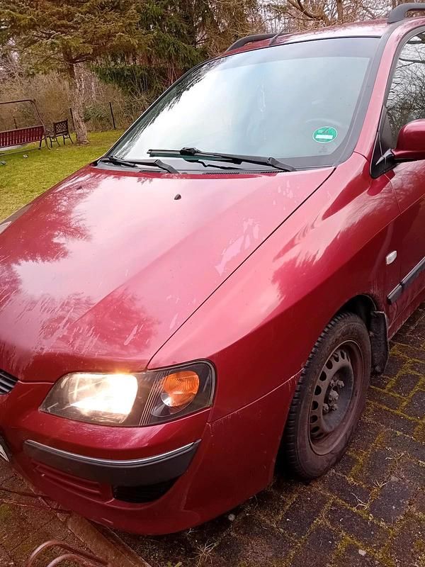Gebraucht Mitsubishi Space Star 80 PS (58 kW) 2003 Rot Van / Kleinbus