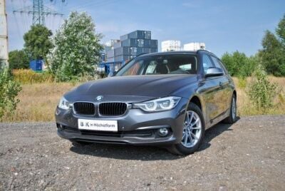 Gebraucht BMW 320 Advantage 190 PS (139 kW) 2017 Grau metallic Kombi