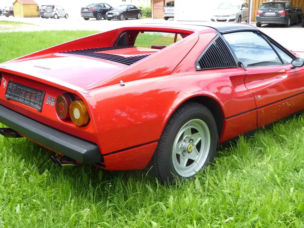 Gebraucht Ferrari 308 228 PS (167 kW) 1978 Rot Coupé
