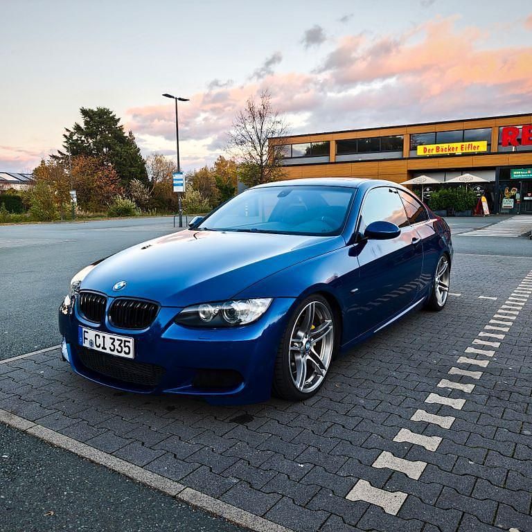 Blau Gebraucht 2007 BMW 335 Performance Coupé | 19.500 € (Etwas zu teuer) - Bild 1/4