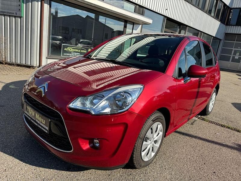 Rot Gebraucht 2011 Citroën C3 Tendance Kleinwagen | 5.890 € (Etwas zu teuer) - Bild 1/4