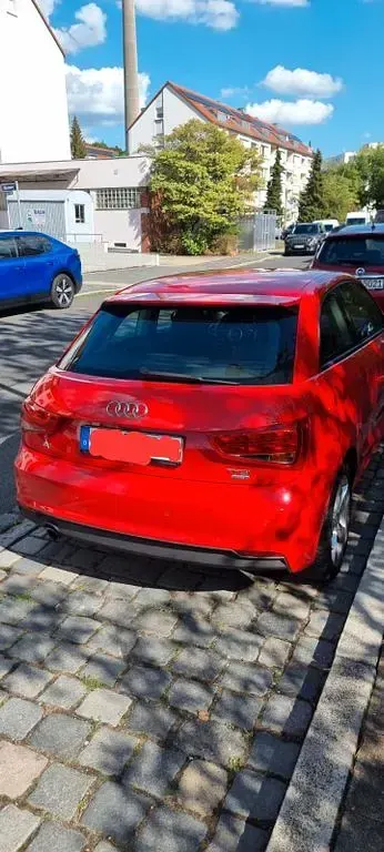 Gebraucht Audi A1 95 PS (69 kW) 2017 Rot Kleinwagen