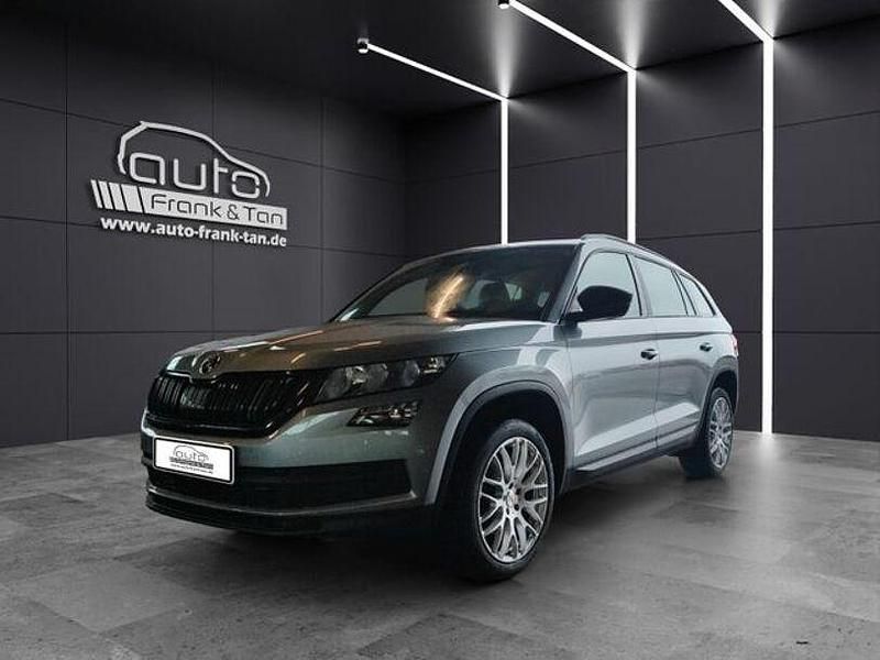Grau Gebraucht 2018 Skoda Kodiaq Active SUV | 23.890 € (Fairer Preis) - Bild 1/4