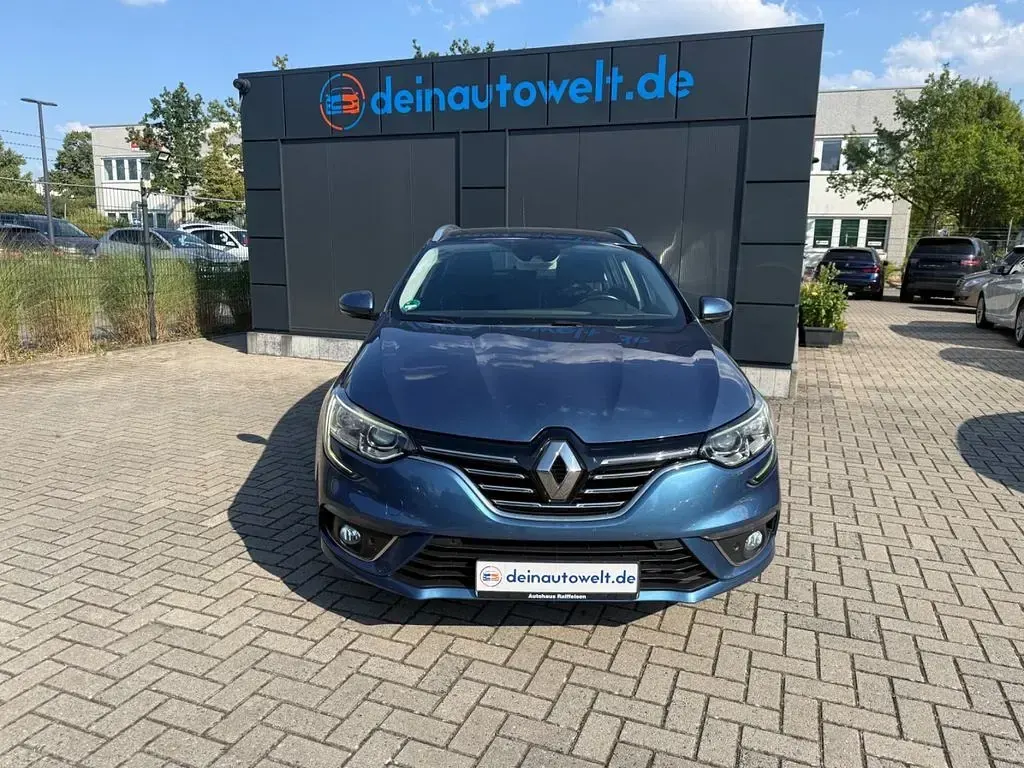 Gebraucht Renault Mégane IV Intens 110 PS (80 kW) 2018 Blau Limousine