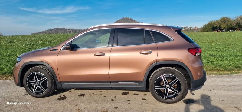 Gold Gebraucht 2022 Mercedes EQA300 SUV | 35.000 € (Guter Preis) - Bild 1/4