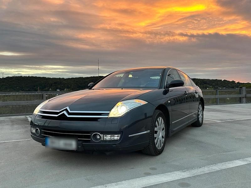 Schwarz Gebraucht 2009 Citroën C6 Exclusive Limousine | 3.400 € (Fairer Preis) - Bild 1/4