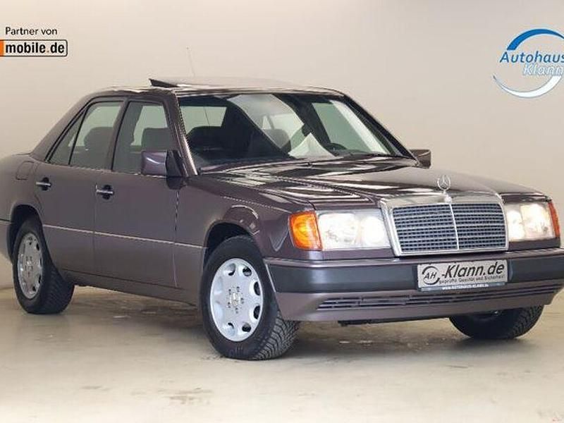 Gebraucht Mercedes E300 180 PS (132 kW) 1993 Violett Limousine