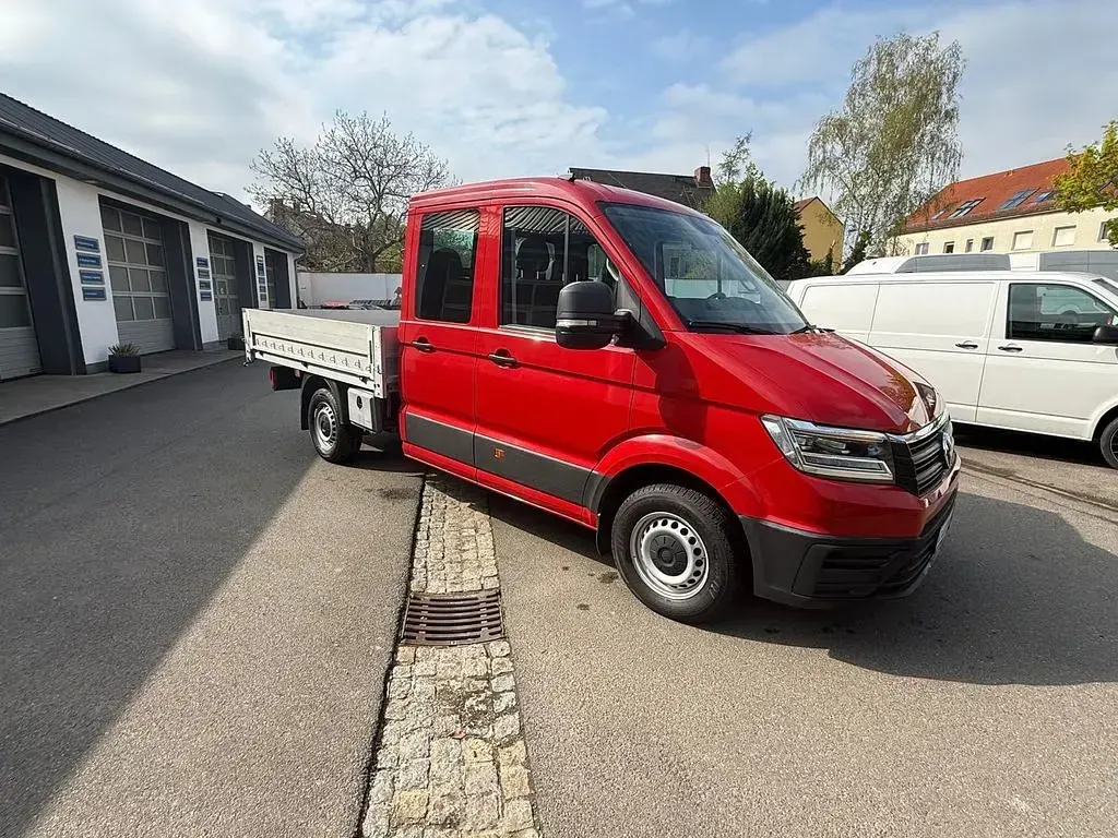 Gebraucht VW Crafter 140 PS (102 kW) 2019 Rot Van