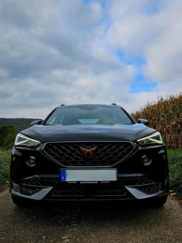 Schwarz Gebraucht 2022 Cupra Formentor SUV | 24.900 € (Guter Preis) - Bild 1/4