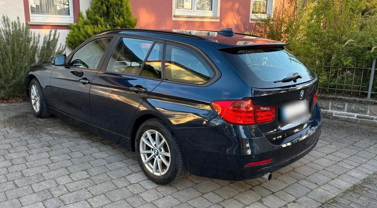 Gebraucht BMW 320 184 PS (135 kW) 2014 Blau Kombi