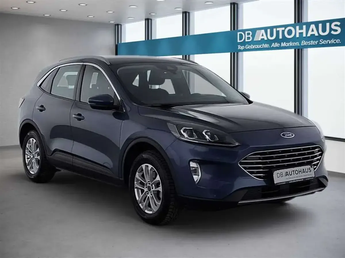 Gebraucht Ford Kuga Titanium 190 PS (139 kW) 2022 Blau SUV